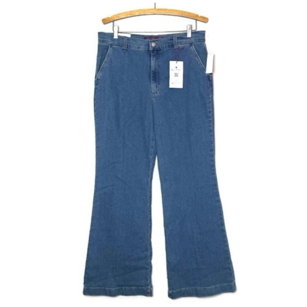 Gloria Vanderbilt Women’s Blue Flare High Rise Denim Jeans Size 14
